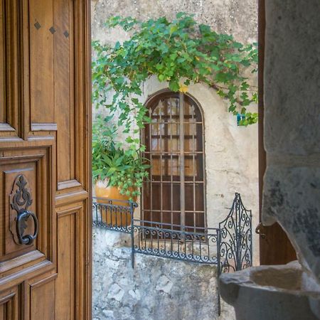 La Pourtoune Saint-Paul-de-Vence Exteriör bild